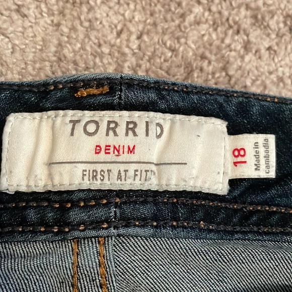 Torrid 18 jeans luxe slim boot fit at first womens plus denim pants - Picture 6 of 13
